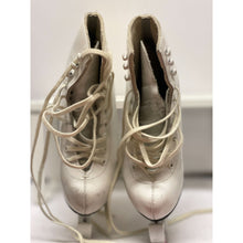 Load image into Gallery viewer, Riedell Youth White Leather Ice Skates Fiesta Blade Guards Jr Size 1 (Pre-owed)