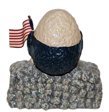 Load image into Gallery viewer, Enesco 2001 Belsnickle Humpty Dumpty on the Wall Figurine #863319