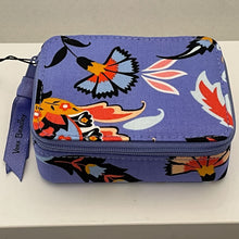 Load image into Gallery viewer, Vera Bradley Travel Pill Case Mural Garden Lavendar