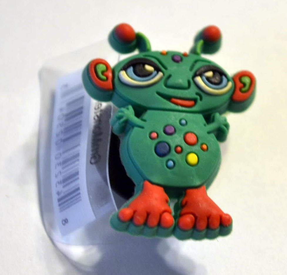 2006-07 Green Spotted Antenna Alien Monster Jibbitz™ Shoe Charm
