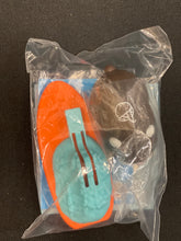 Load image into Gallery viewer, Burger King 2010 Surfin' Zhu Zhu Pets Scoodles Hamster