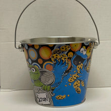 Load image into Gallery viewer, Vandor Sesame Street Tin Bucket Handle Printed  #32175 Halloween

