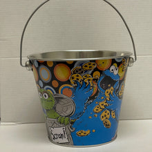 Load image into Gallery viewer, Vandor Sesame Street Tin Bucket Handle Printed  #32175 Halloween