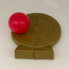 Load image into Gallery viewer, Burger King 2013 - Carnival Toy - Plastic Target With Ball
