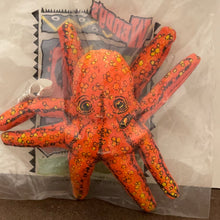 Load image into Gallery viewer, Wendy's Kids Meal Wild Life Octopus Plush Backpack Ring Toy