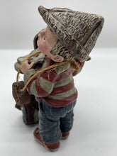 Load image into Gallery viewer, Sarah's Attic 1990 Forever in Our Hearts Figurine Limited Edition #3462/10000 (Pre-owned)