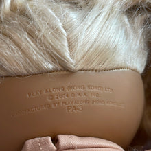 Load image into Gallery viewer, Jakks 2005 Cabbage Patch Kids Doll Blonde Hair Blue Eyes (Pre-owned)