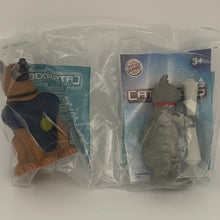 Load image into Gallery viewer, Burger King 2010 Cats & Dogs The Revenge of Kitty Galore Diggs & Catherine Toy