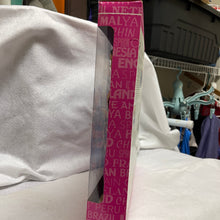 Load image into Gallery viewer, Mattel 1995 Barbie Dolls of the World Doll Giftset Japan Norway India #15283