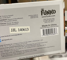 Load image into Gallery viewer, Funko Pop! Star Wars Vinyl Toy Varmik #084 Damaged Box