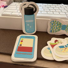 Load image into Gallery viewer, Carson-Dellosa Gear Mini Colorful Cut-outs (6 pieces) Random