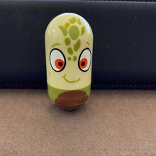 Load image into Gallery viewer, Kellogg's 2005-2006 Finding Nemo Squirt #12 Disney 3" Weeble Wobble Bean (Pre-owned)