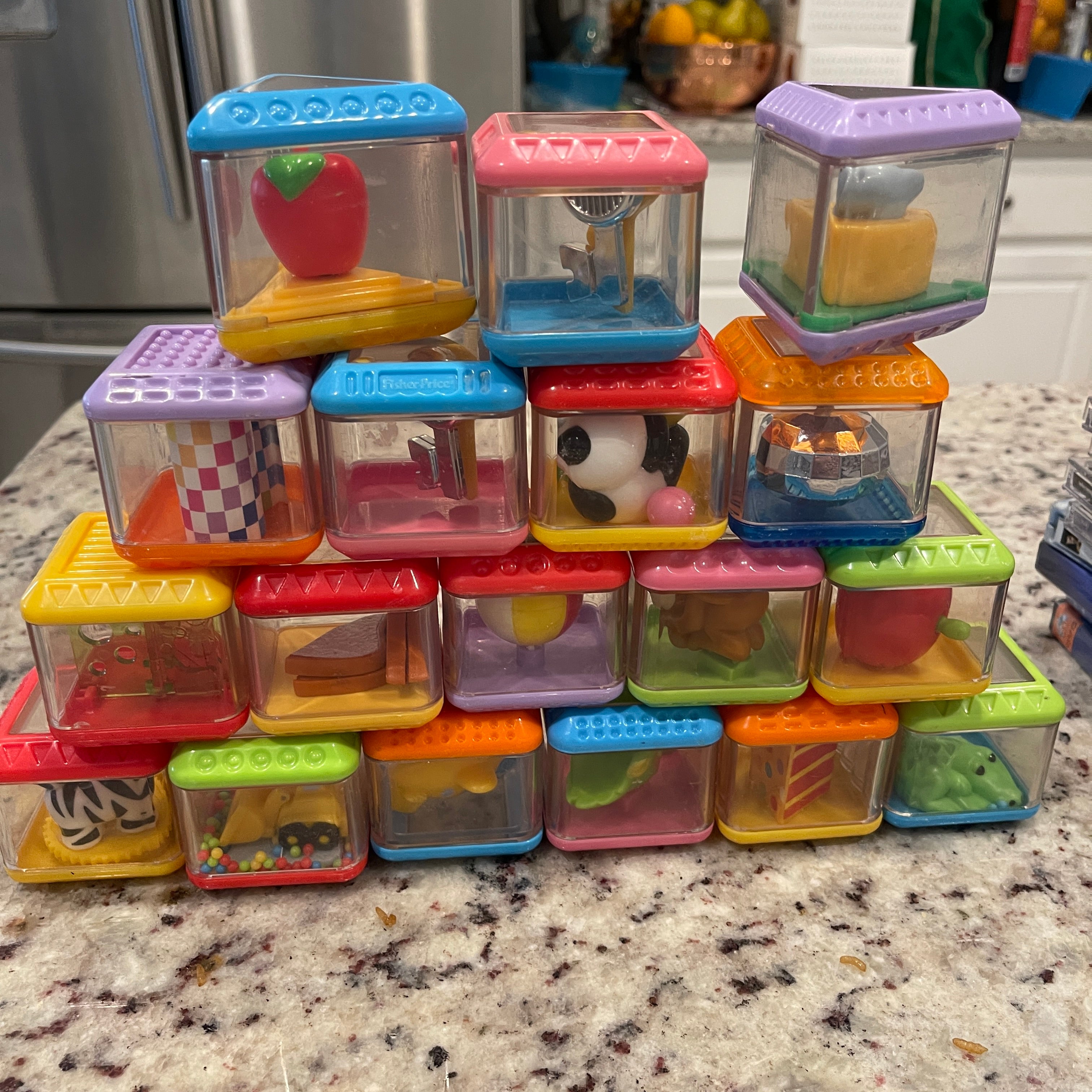 Fisher-Price Peek-a-boo See through Animal Blocks (Pre-owned) You