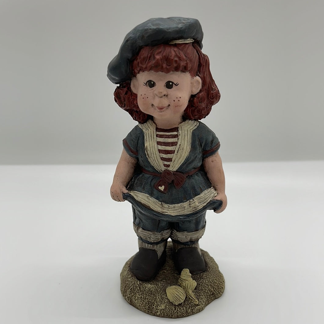 Sarah's Attic 1990 Cupcake Red Hair Girl USA Beach Shells Figurine (Pre-owned)
