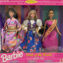 Load image into Gallery viewer, Mattel 1995 Barbie Dolls of the World Doll Giftset Japan Norway India #15283
