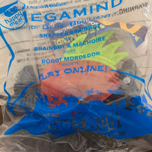 Load image into Gallery viewer, McDonald's 2010 Dreamworks Megamind Snapper Brainbot Toy #4