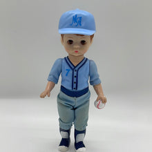 Load image into Gallery viewer, McDonald&#39;s 2003 Madame Alexander Team Mates Boy Baseball Toy (Pre-owned)
