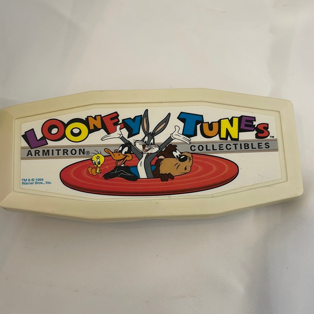 Vintage 1994 Looney Tunes Winking Tweety Bird Armitron Stainless