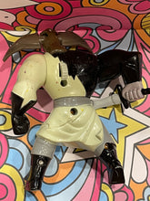 Load image into Gallery viewer, McDonald&#39;s 1998 McDonald&#39;s Happy Meal Disney Mulan Shan-Yu 4.75&quot; Toy #4 (Pre-Owned)
