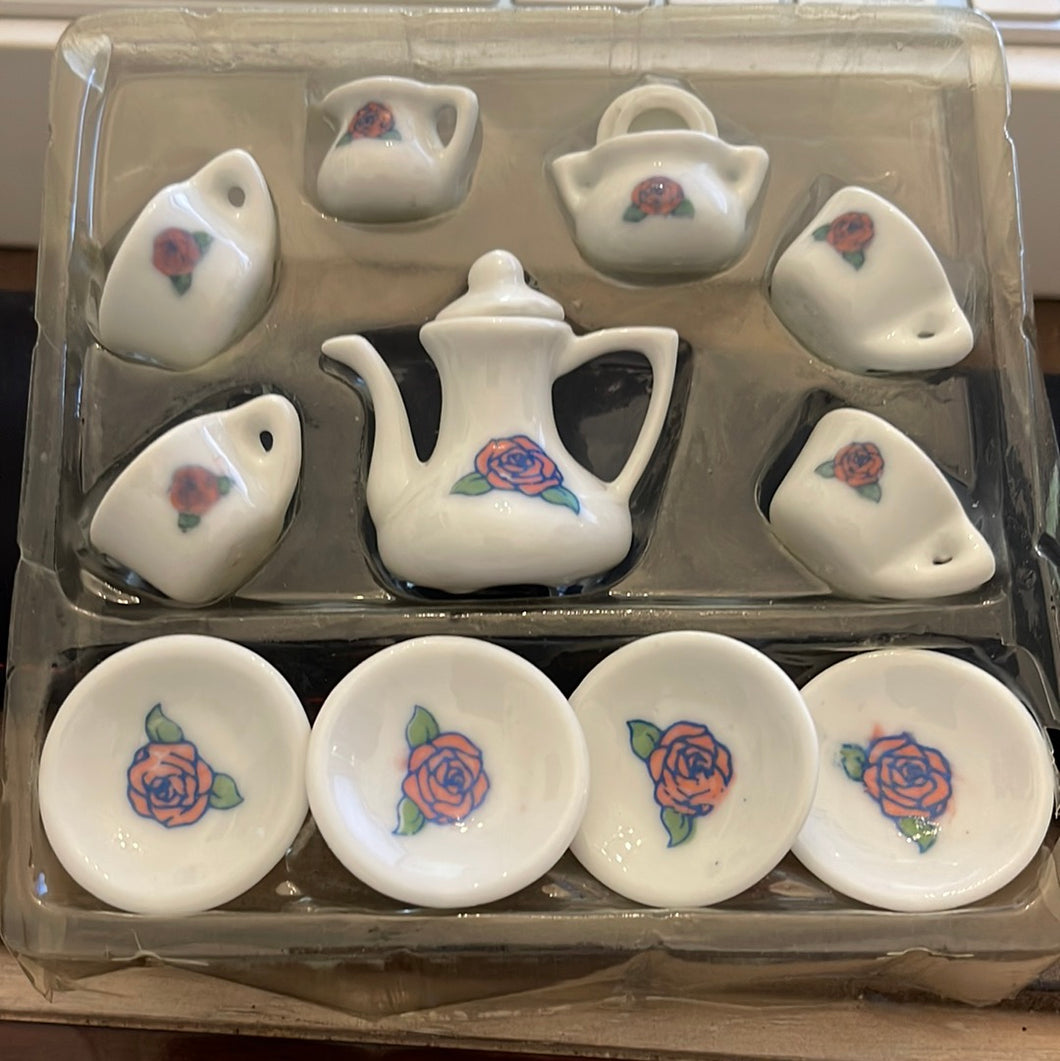 Eden Bliss Handcrafted Porcelain 13pcs Mini Bone China Tea Set  (Pre-owned)