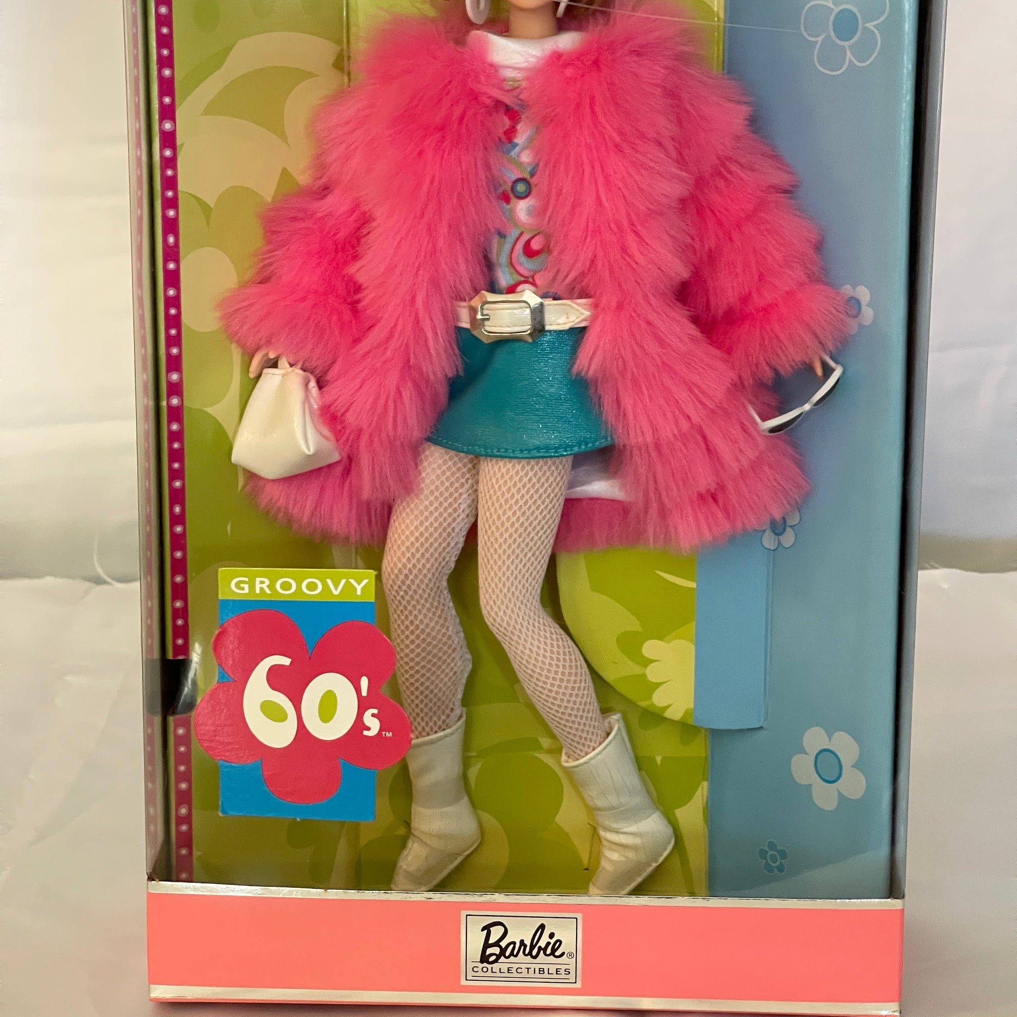 Mattel 2000 Groovy 60'S Barbie Great Fashions Reproduction
