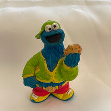 Load image into Gallery viewer, J. Henson Muppets Sesame Street Cookie Monster Casual Figure (Pre-owned)
