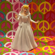 Load image into Gallery viewer, Disney Princess Cinderella White Wedding Gown Figure 3.0&quot;
