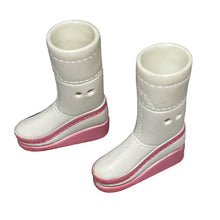 Load image into Gallery viewer, Bratz Footwear Pair Feet Shoes White Boots Pink Stripe Sole
