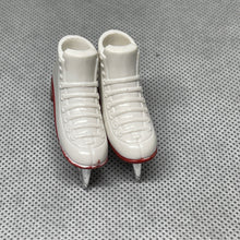 Load image into Gallery viewer, MGA Bratz Doll Ice Skating Champion #8 White Ice Skates (Pre-owned)
