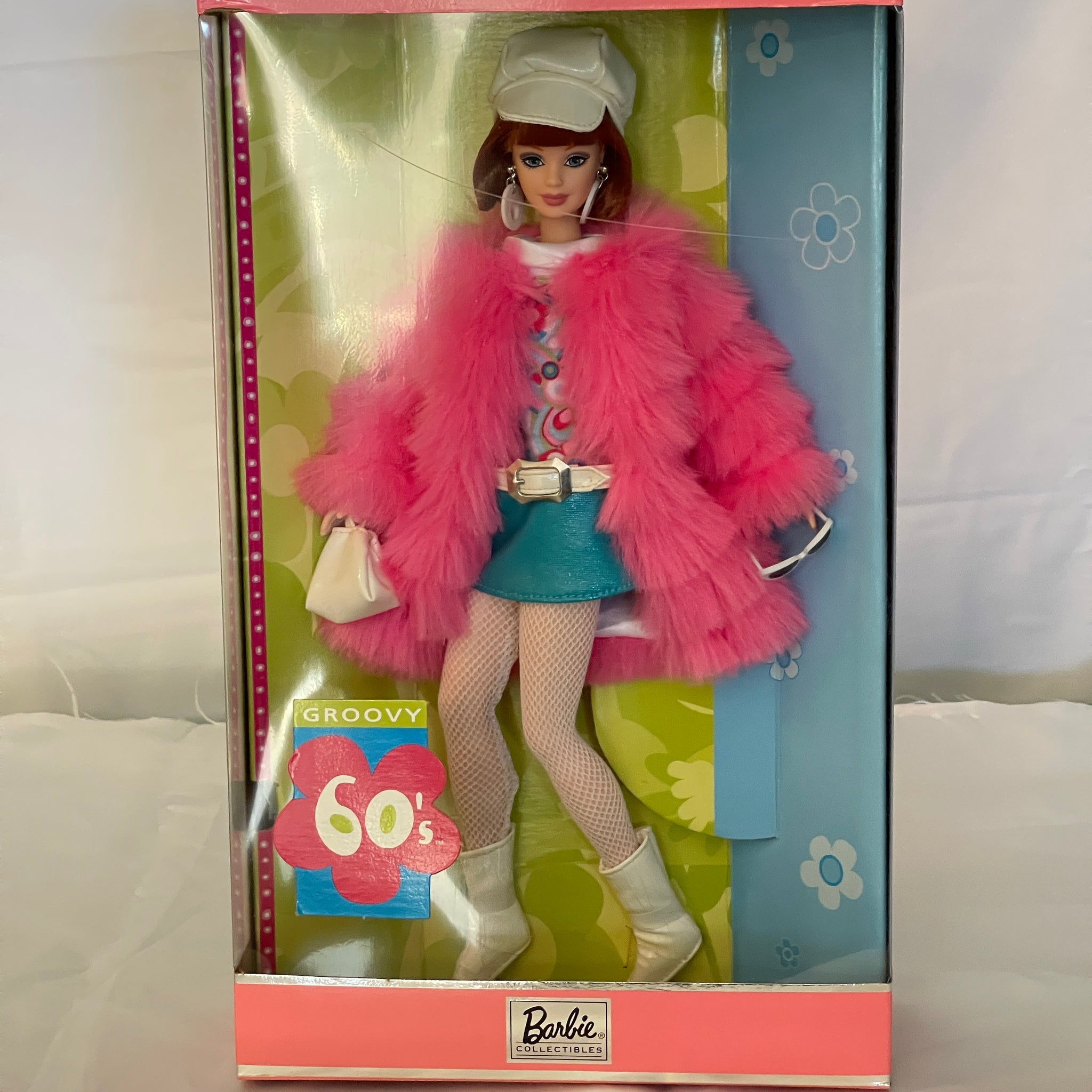 Mattel 2000 Groovy 60'S Barbie Great Fashions Reproduction