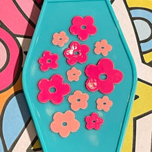 Load image into Gallery viewer, Pink and orange flower Retro Motel Acrylic Message Keychain
