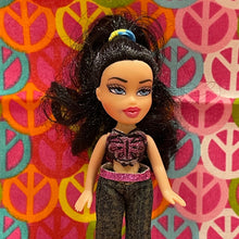 Load image into Gallery viewer, Lil&#39; Bratz Doll Nazalia Real Mix &#39;N Match Fashions Black Hair
