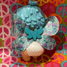 Load image into Gallery viewer, Hasbro Aqua Flutter Baby Alive GloPixies Minis doll
