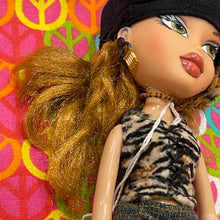 Load image into Gallery viewer, Bratz Wildlife Safari Meygan Doll Dressed, Jewelry, Hat Bin: 20B #113 As Shown
