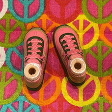 Load image into Gallery viewer, Bratz Footwear Jade Adventure Girlz Pink &amp; Green Sneakers
