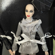 Load image into Gallery viewer, Fashion Royalty 2010 APHRODISIAC &amp; ANDROGYNY Avantguards Mini Clones Giftset #84001
