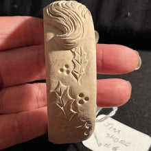 Load image into Gallery viewer, RARE Vintage 1990 Jim Shore Santa Unpainted Resin Bangle Bracelet Blank JS 90 Copyright #6

