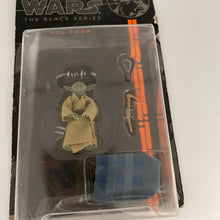 Load image into Gallery viewer, Hasbro 2014 Star Wars Black Series Yoda #22 Figure (Pre-Owned)
