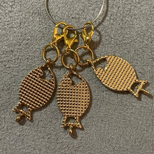 Load image into Gallery viewer, Pink Scales Goldfish Charms Inlaid Rhinestones Mobile Charm
