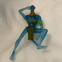 Load image into Gallery viewer, McDonald&#39;s 2009 James Cameron Avatar TSU&#39;TEY Toy #5 (Pre-owned)
