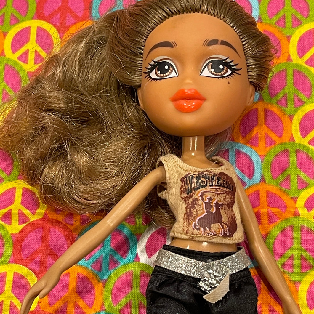 Bratz Yasmin Study Abroad Doll Lot 20B -#19 NO SHOES