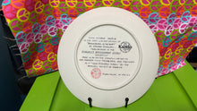Load image into Gallery viewer, Vtg Bradford Exchange Norman Rockwell Plate 1984 Reminiscing In The Quiet 8.5" (Pre-owned)
