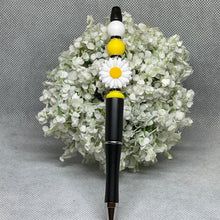 Load image into Gallery viewer, White Daisy Yellow Spacer Shades of Yellow Beaded Pens – Handmade Custom Pens
