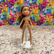 Load image into Gallery viewer, Bratz Yasmin Selfie Snaps Doll Legs Bend - #8 (Lot 3) Nude Fashion Doll Only
