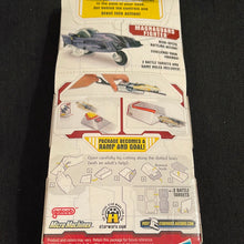 Load image into Gallery viewer, Hasbro 2010 Star Wars Speed Stars Magnaguard Fighter
