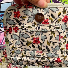 Load image into Gallery viewer, Vera Bradley Tan and Red Quilted Crossbody Bag 8" x 7"
