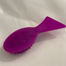 Load image into Gallery viewer, Bratz Doll Brush #45 Purple 2.75&quot;  (Pre-Owned)
