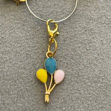 Load image into Gallery viewer, Colorful Fly Away Hot Air Balloon Charms Mobile Phone Accessory Backpack Charms
