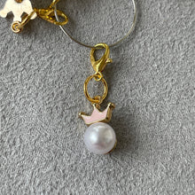 Load image into Gallery viewer, Boujee Bling Charm Collections - Crowns and Pearls Mobile Dust Plug
