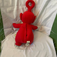 Load image into Gallery viewer, Hasbro Playskool 1998 Teletubbies Talking Plush Ragdoll Toy - Red Po (Pre-owned)
